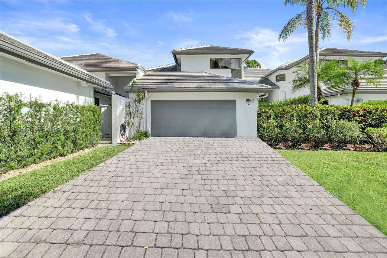 https://bt-photos.global.ssl.fastly.net/miami/1280_boomver_3_A11918747-2.jpg