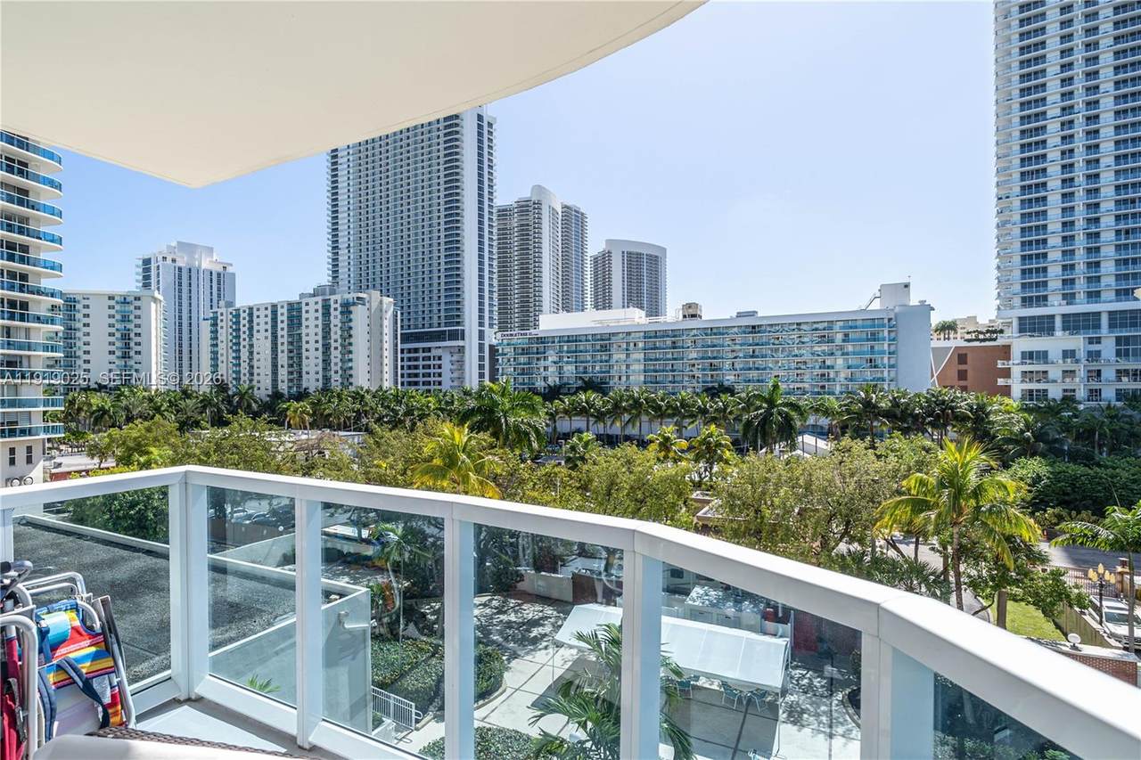 https://bt-photos.global.ssl.fastly.net/miami/1280_boomver_3_A11919025-2.jpg