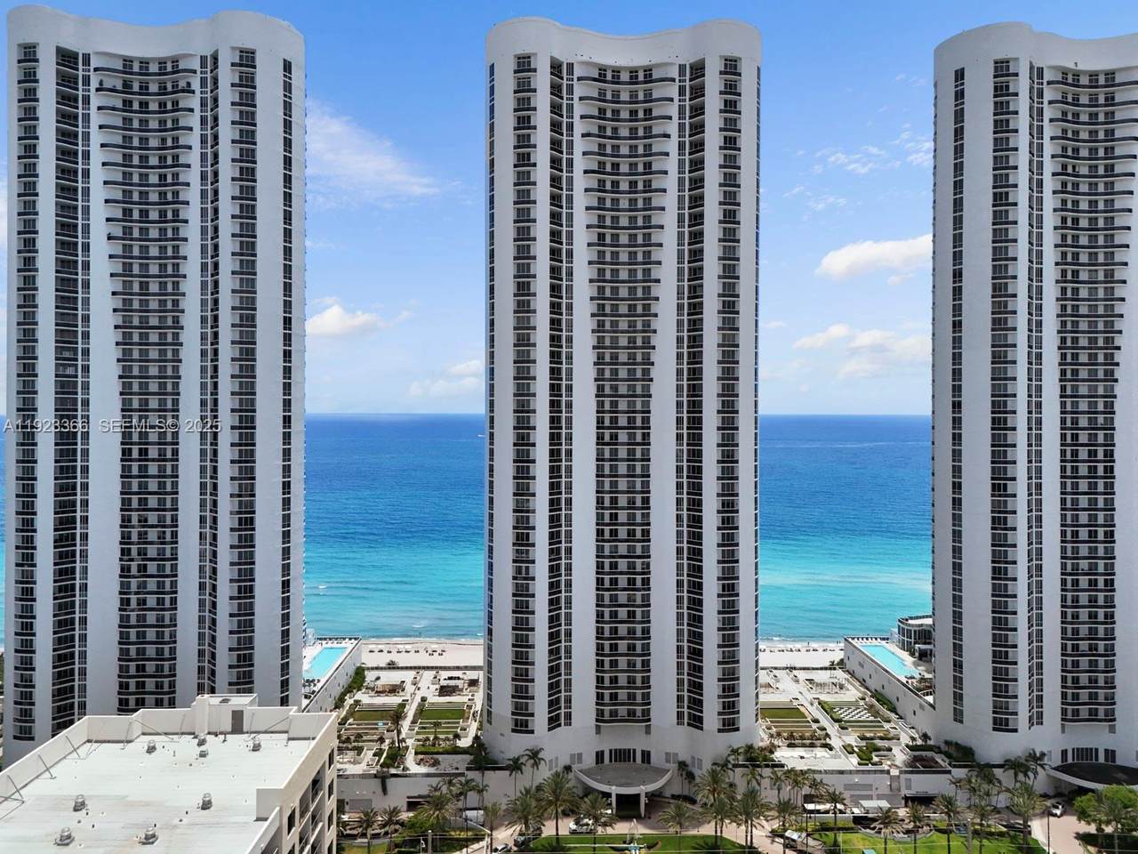15901 Collins Ave - Photo 1