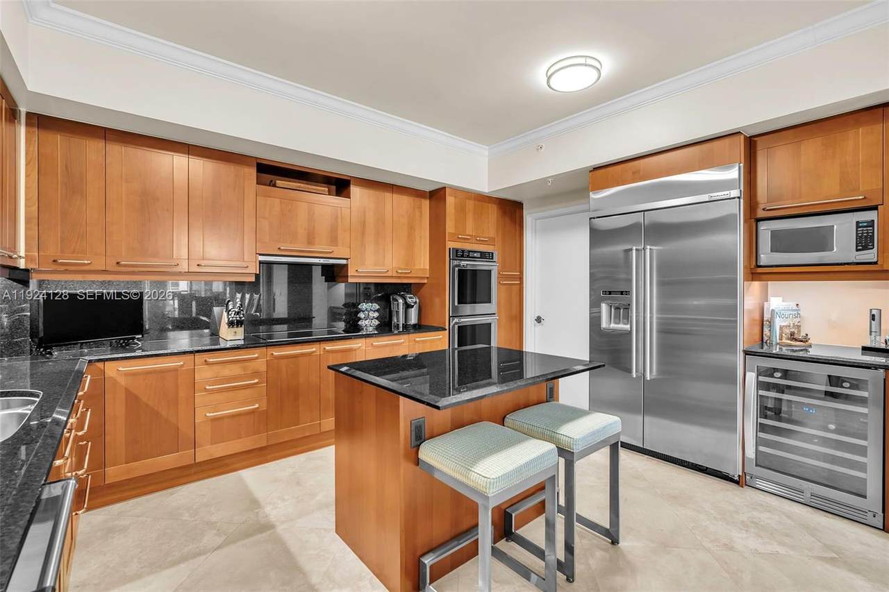 333 Las Olas Way - Photo 1