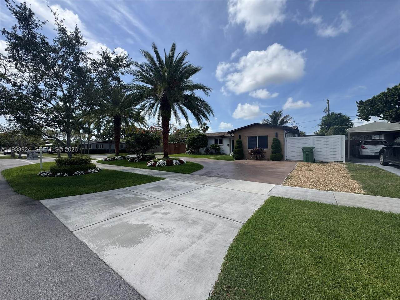 https://bt-photos.global.ssl.fastly.net/miami/1280_boomver_3_A11933924-2.jpg