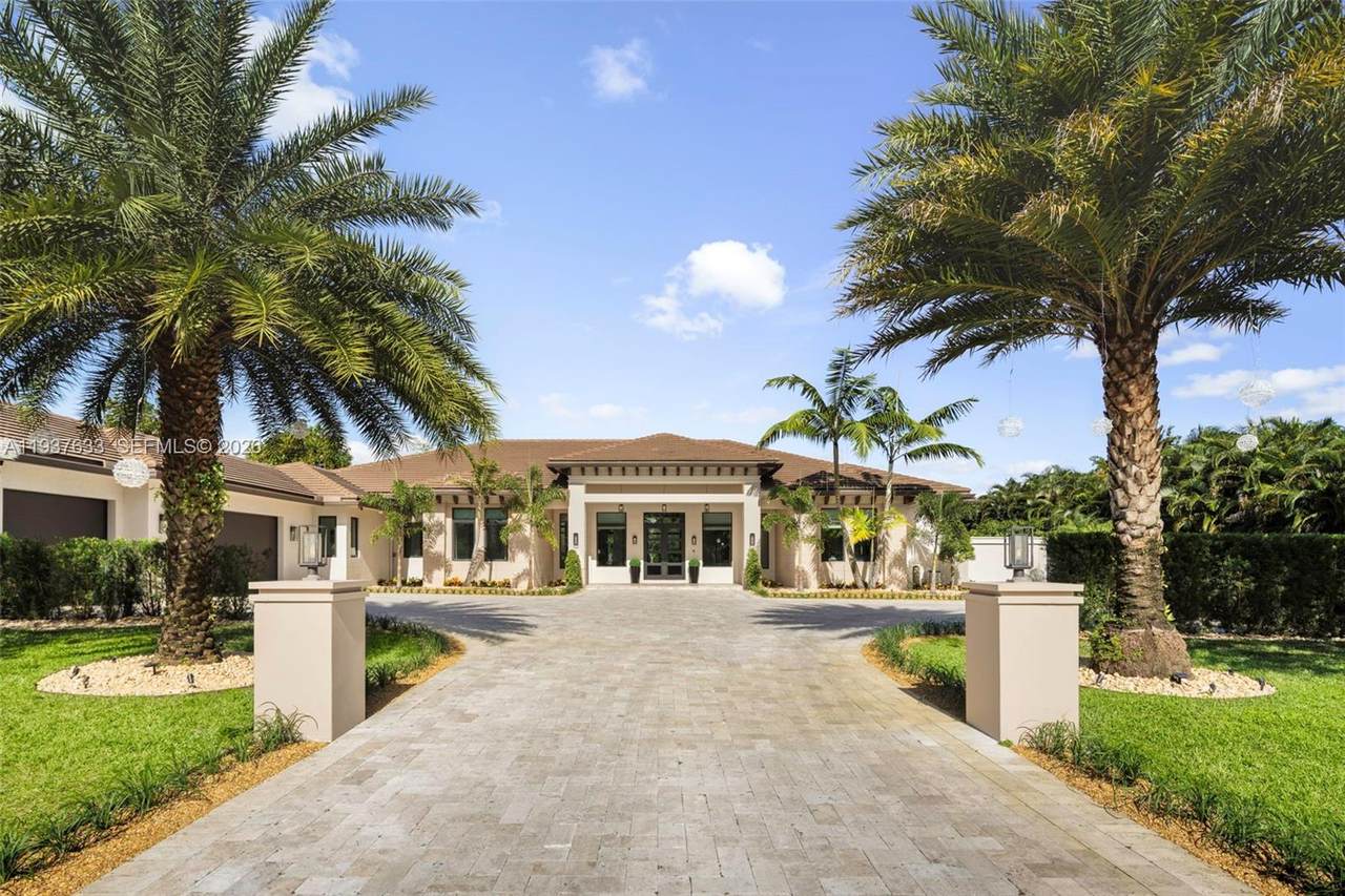 13505 37th Pl - Photo 1