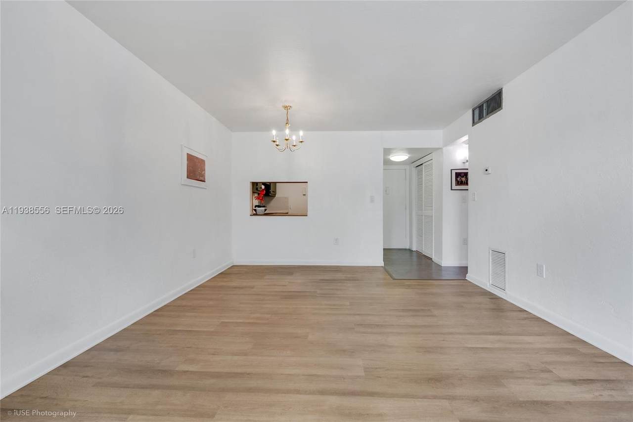 7403 82nd St - Photo 1