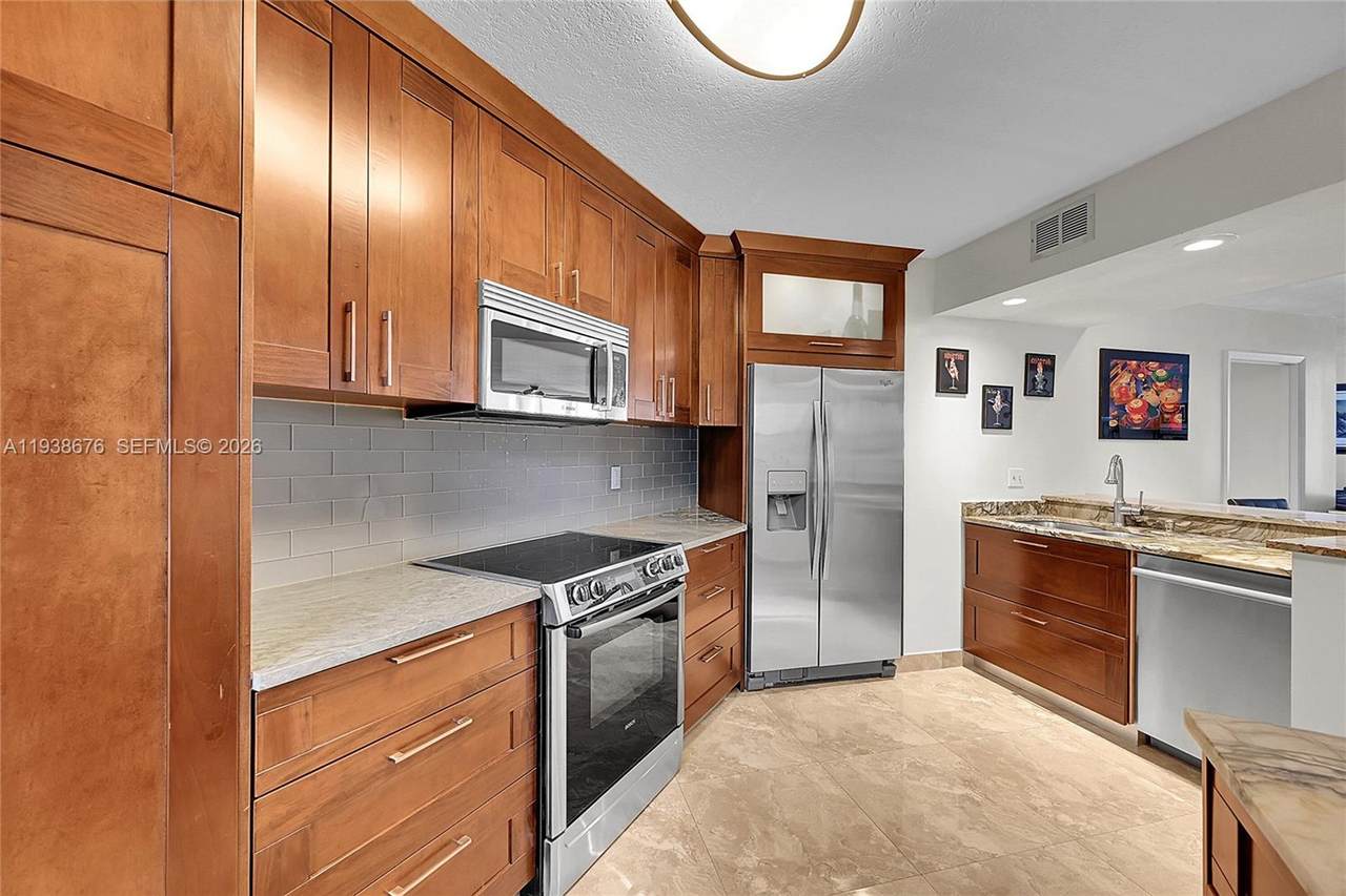 10501 Broward Blvd - Photo 1