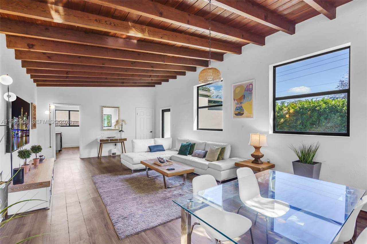 11534 13th Ave - Photo 1