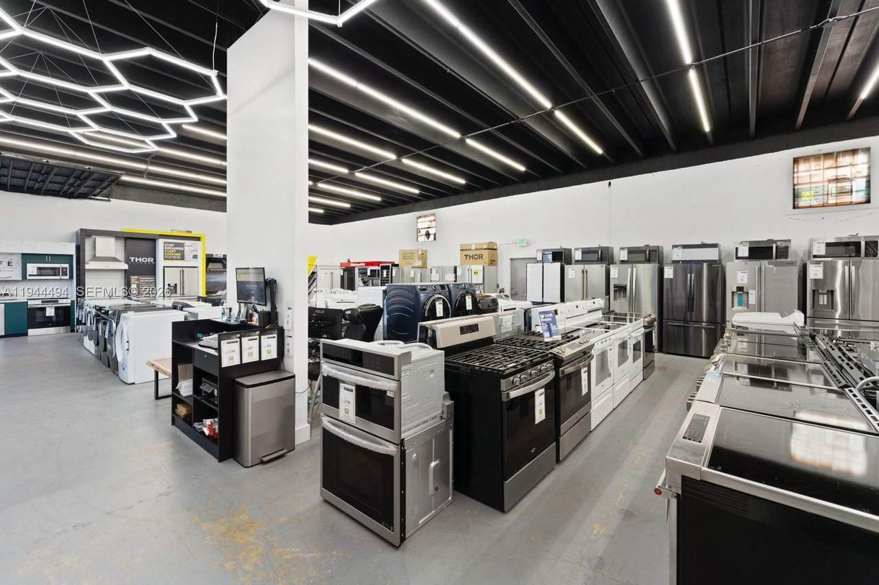  Appliances Sales Store - Photo 1