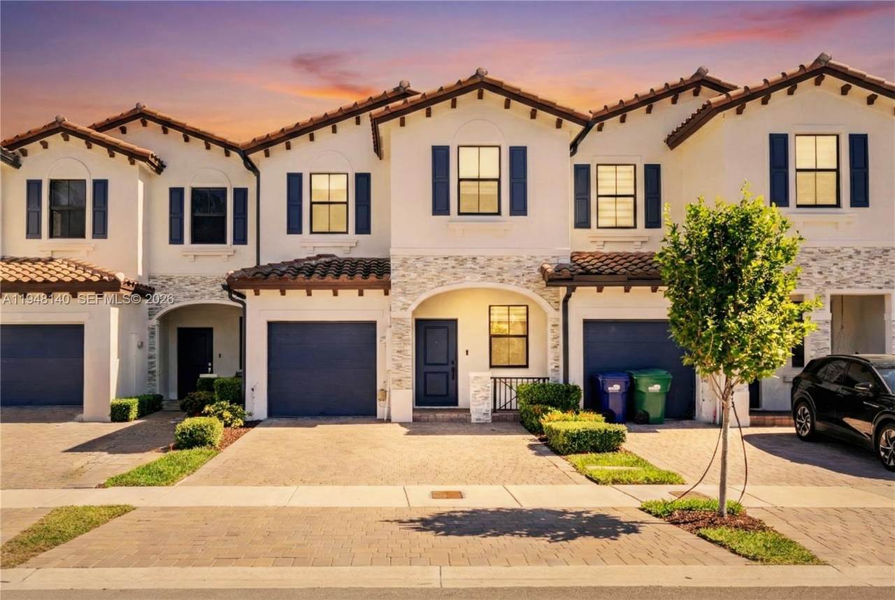 24647 119th Pl - Photo 1