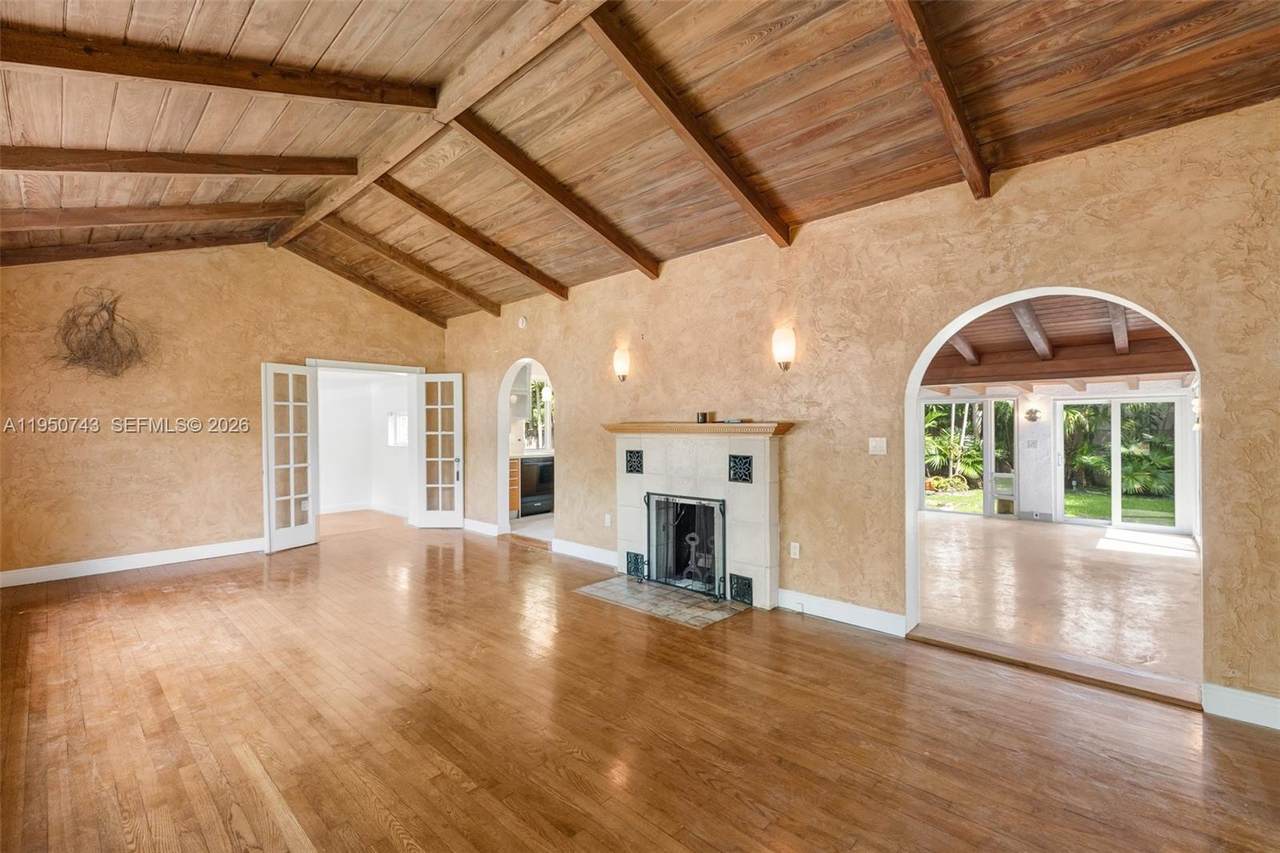 1643 Nethia Dr - Photo 1