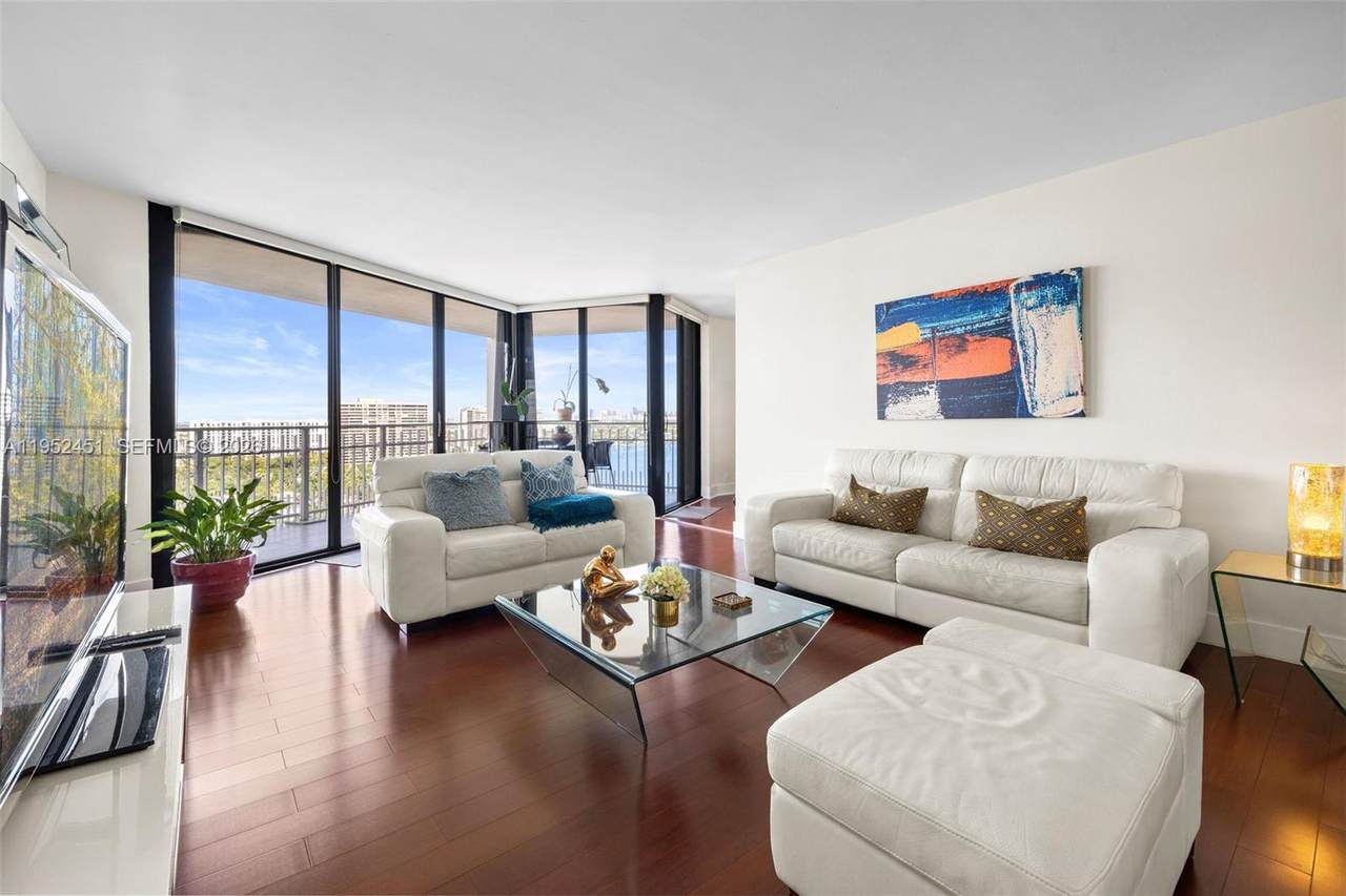 4000 Towerside Ter - Photo 1