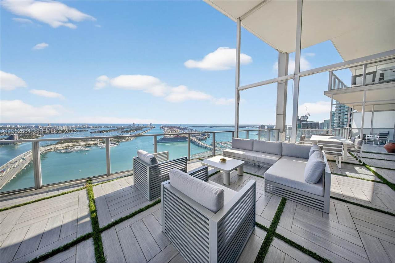 1100 Biscayne Blvd - Photo 1