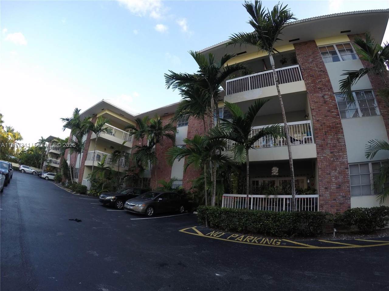 https://bt-photos.global.ssl.fastly.net/miami/orig_boomver_3_A11957311-2.jpg