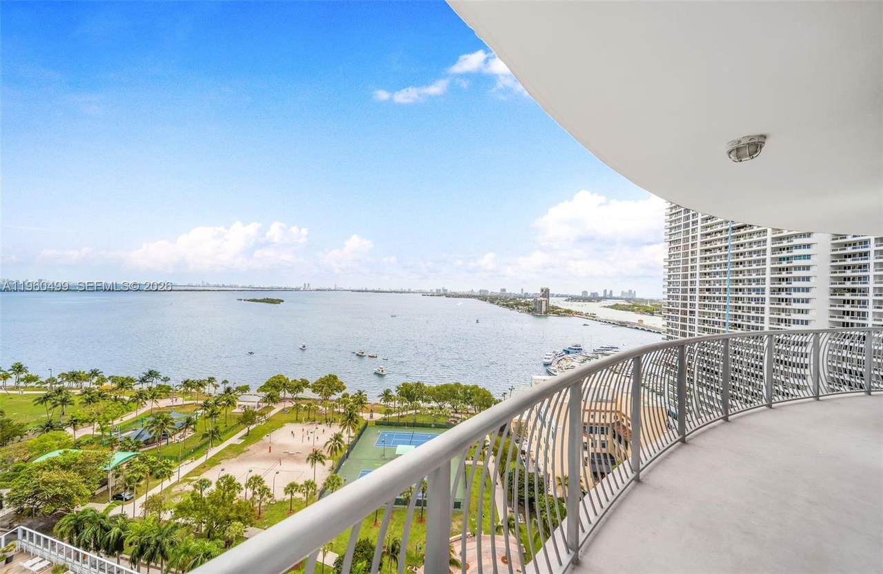 https://bt-photos.global.ssl.fastly.net/miami/1280_boomver_3_A11960499-2.jpg