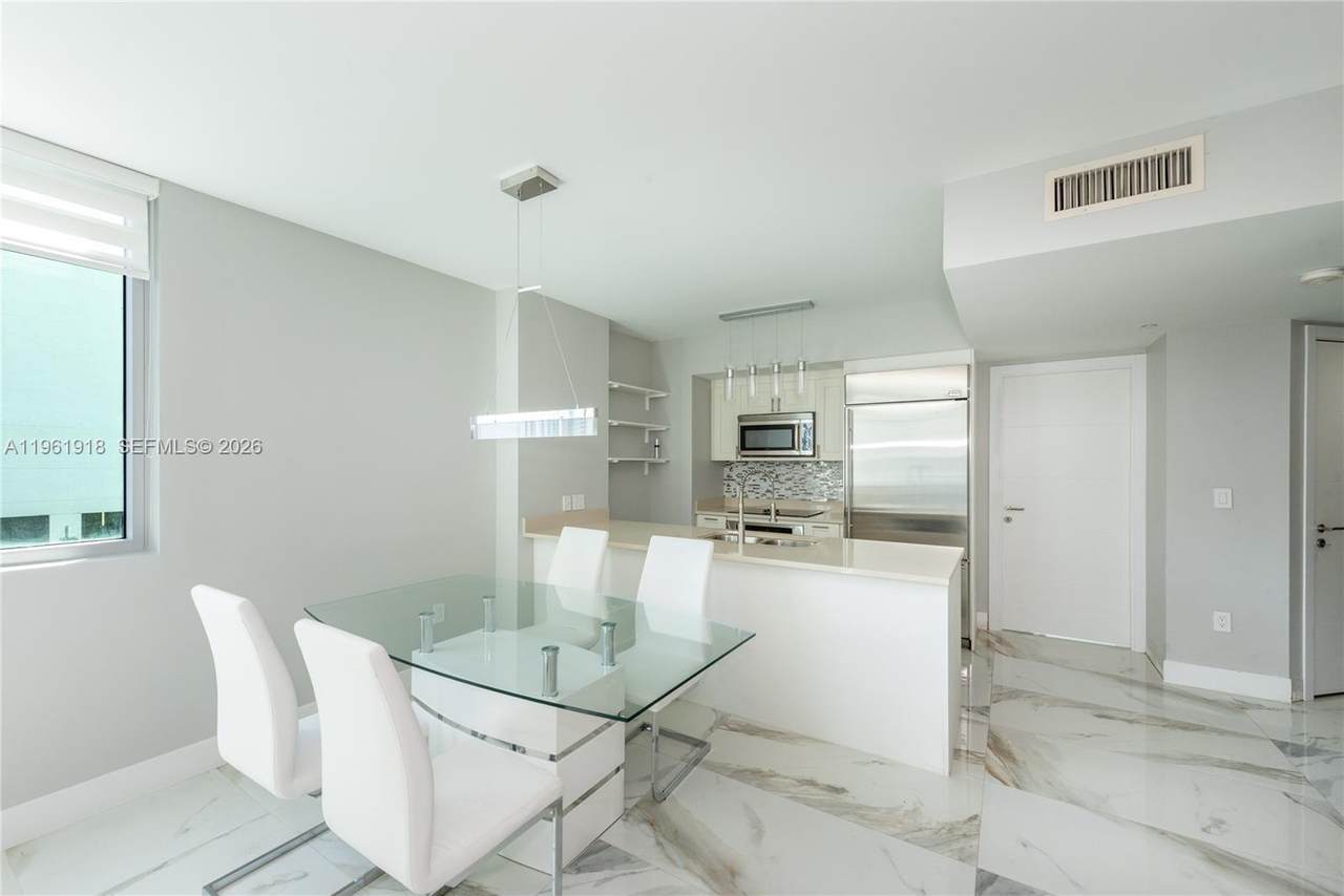 55 6 ST - Photo 1