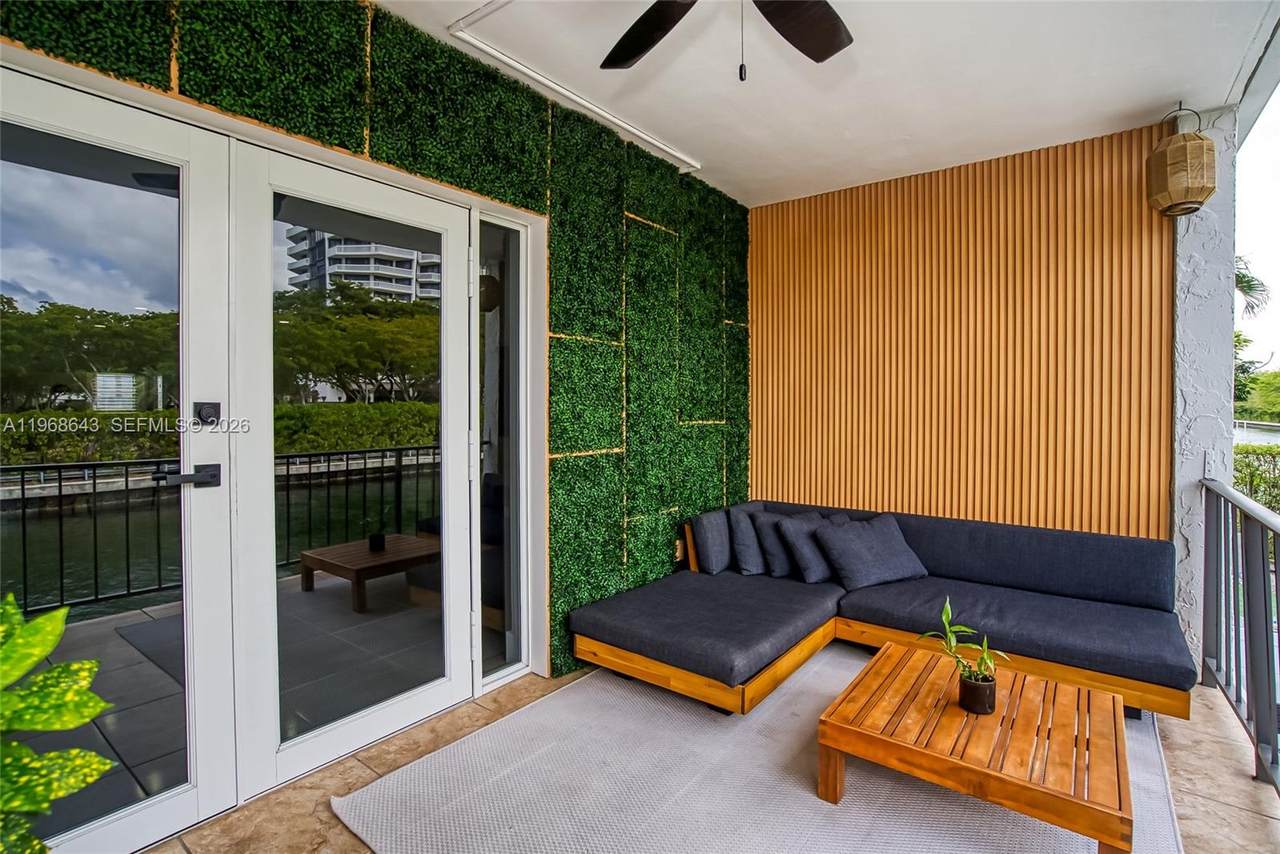 https://bt-photos.global.ssl.fastly.net/miami/1280_boomver_3_A11968643-2.jpg