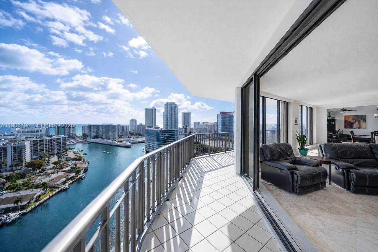 https://bt-photos.global.ssl.fastly.net/miami/1280_boomver_3_A11968704-2.jpg