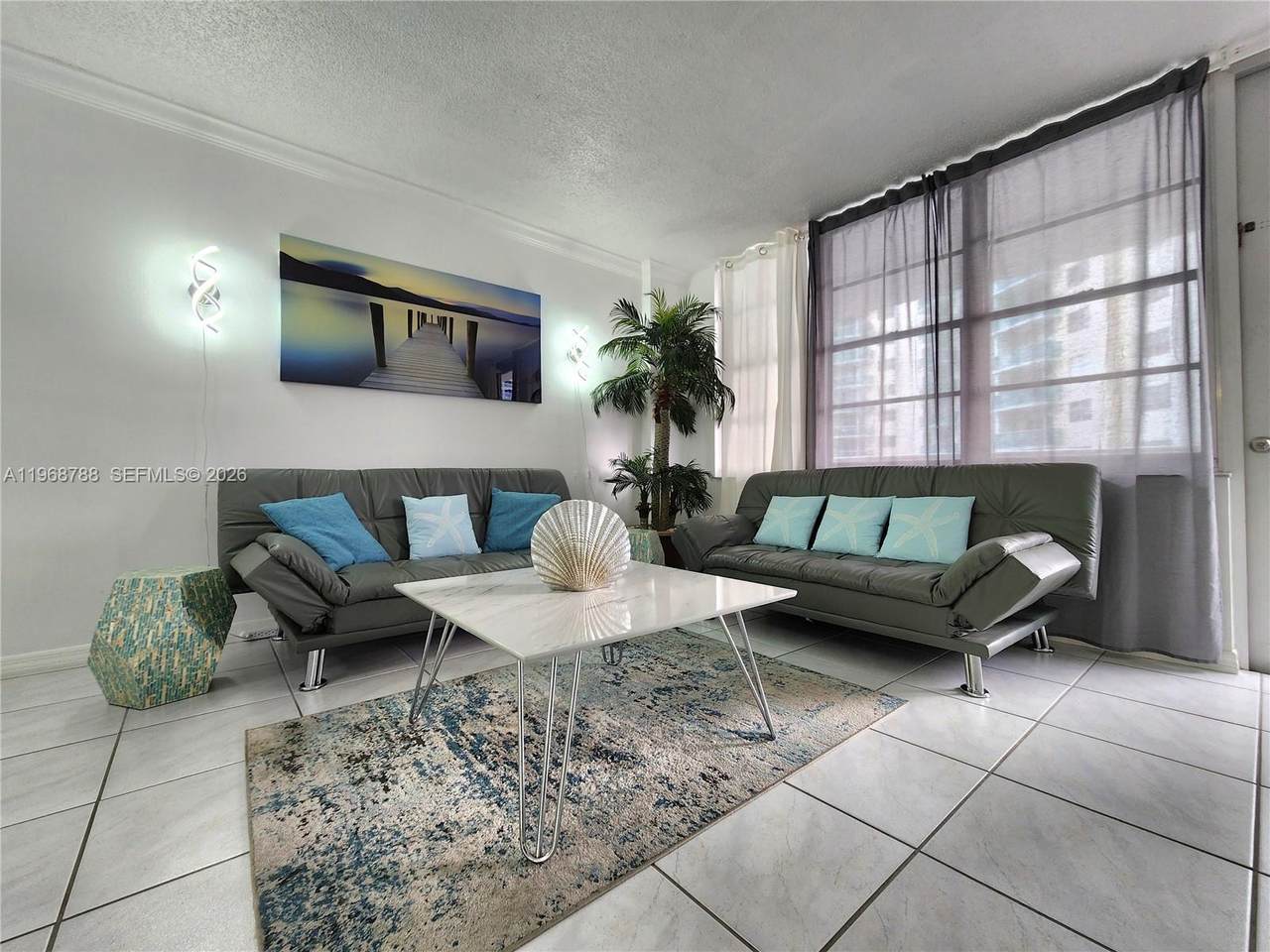 https://bt-photos.global.ssl.fastly.net/miami/1280_boomver_3_A11968788-2.jpg