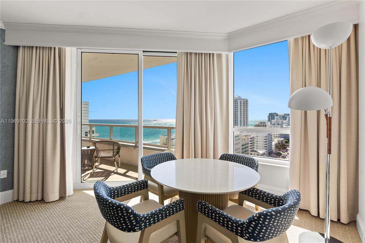 4401 Collins Ave - Photo 1
