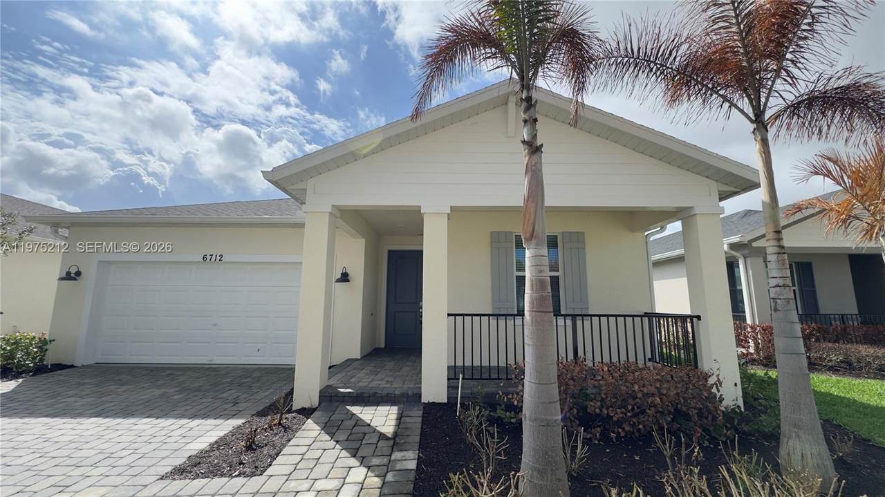 6712 Cloverdale Ave - Photo 1