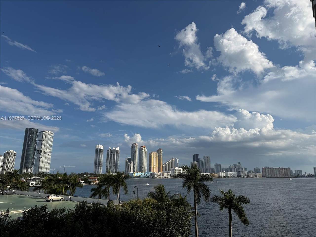 https://bt-photos.global.ssl.fastly.net/miami/orig_boomver_1_A11977527-2.jpg