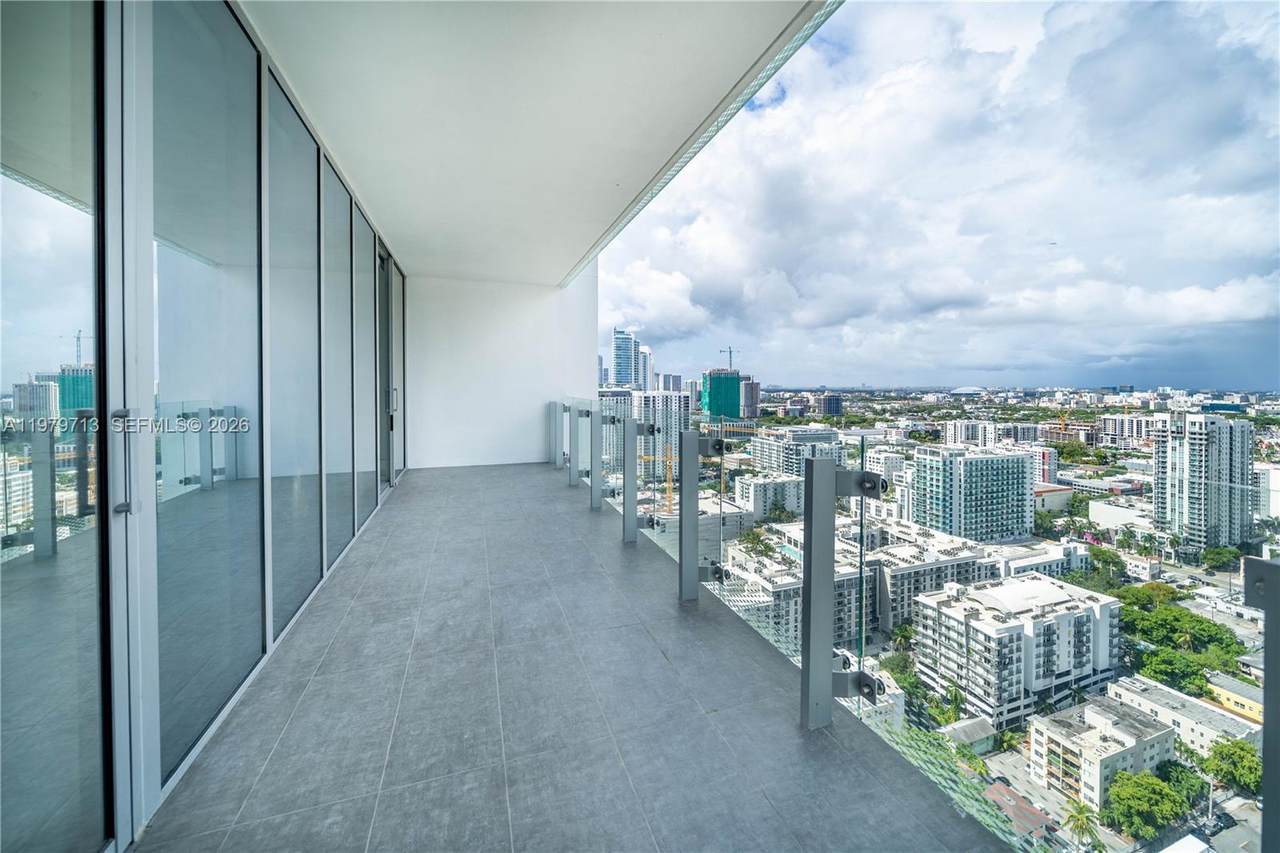 https://bt-photos.global.ssl.fastly.net/miami/1280_boomver_3_A11979713-2.jpg