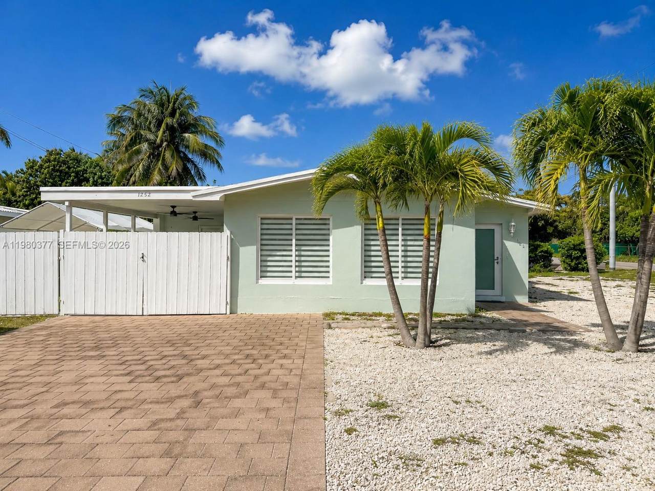 https://bt-photos.global.ssl.fastly.net/miami/1280_boomver_3_A11980377-2.jpg
