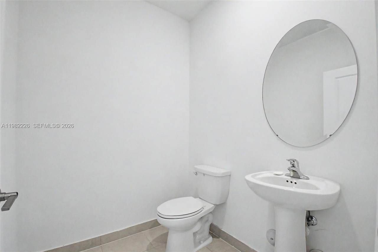 https://bt-photos.global.ssl.fastly.net/miami/1280_boomver_3_A11982226-2.jpg