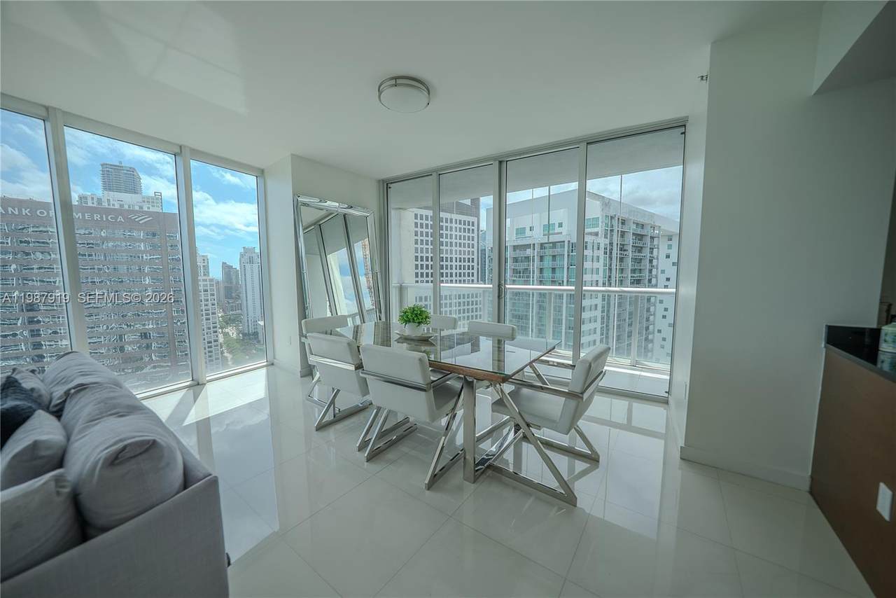 https://bt-photos.global.ssl.fastly.net/miami/1280_boomver_3_A11987919-2.jpg