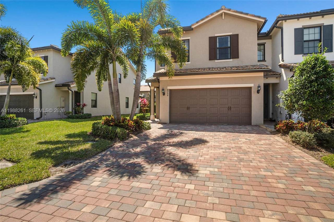 https://bt-photos.global.ssl.fastly.net/miami/1280_boomver_3_A11988261-2.jpg