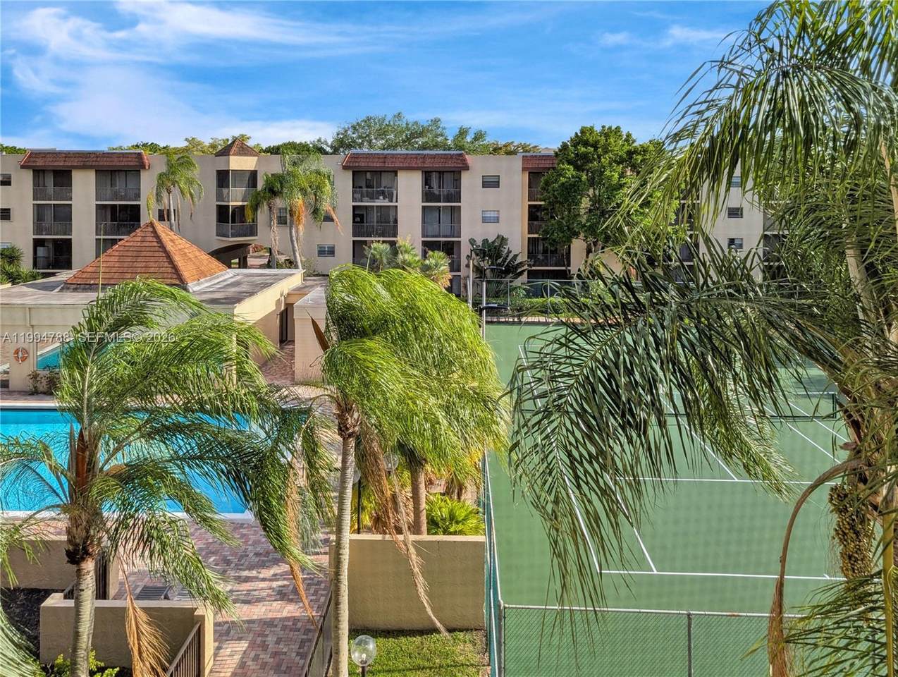 10501 Broward Blvd - Photo 1