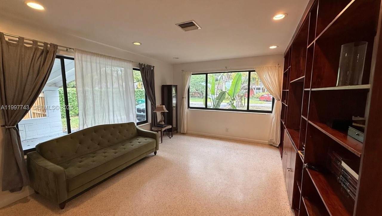 https://bt-photos.global.ssl.fastly.net/miami/orig_boomver_2_A11997743-2.jpg