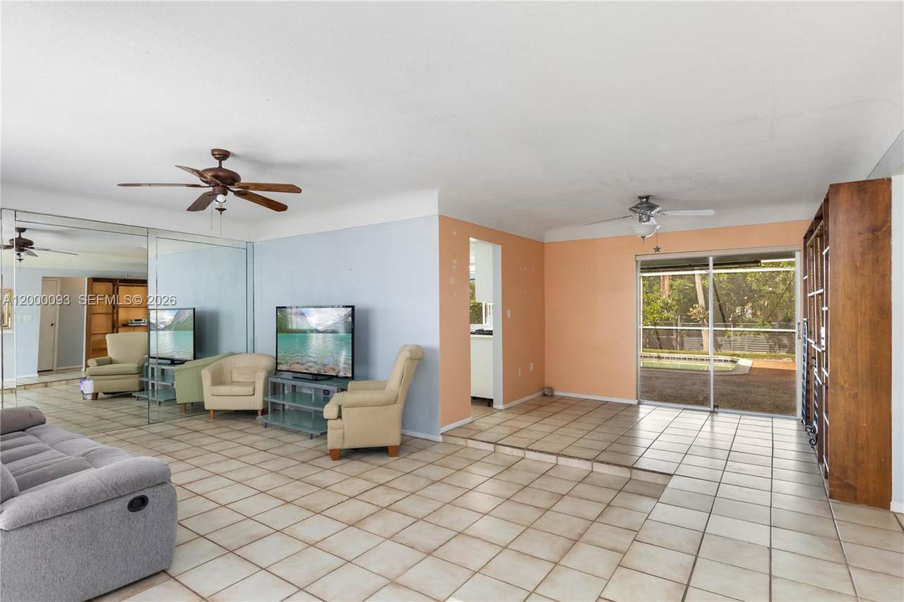 https://bt-photos.global.ssl.fastly.net/miami/1280_boomver_2_A12000093-2.jpg