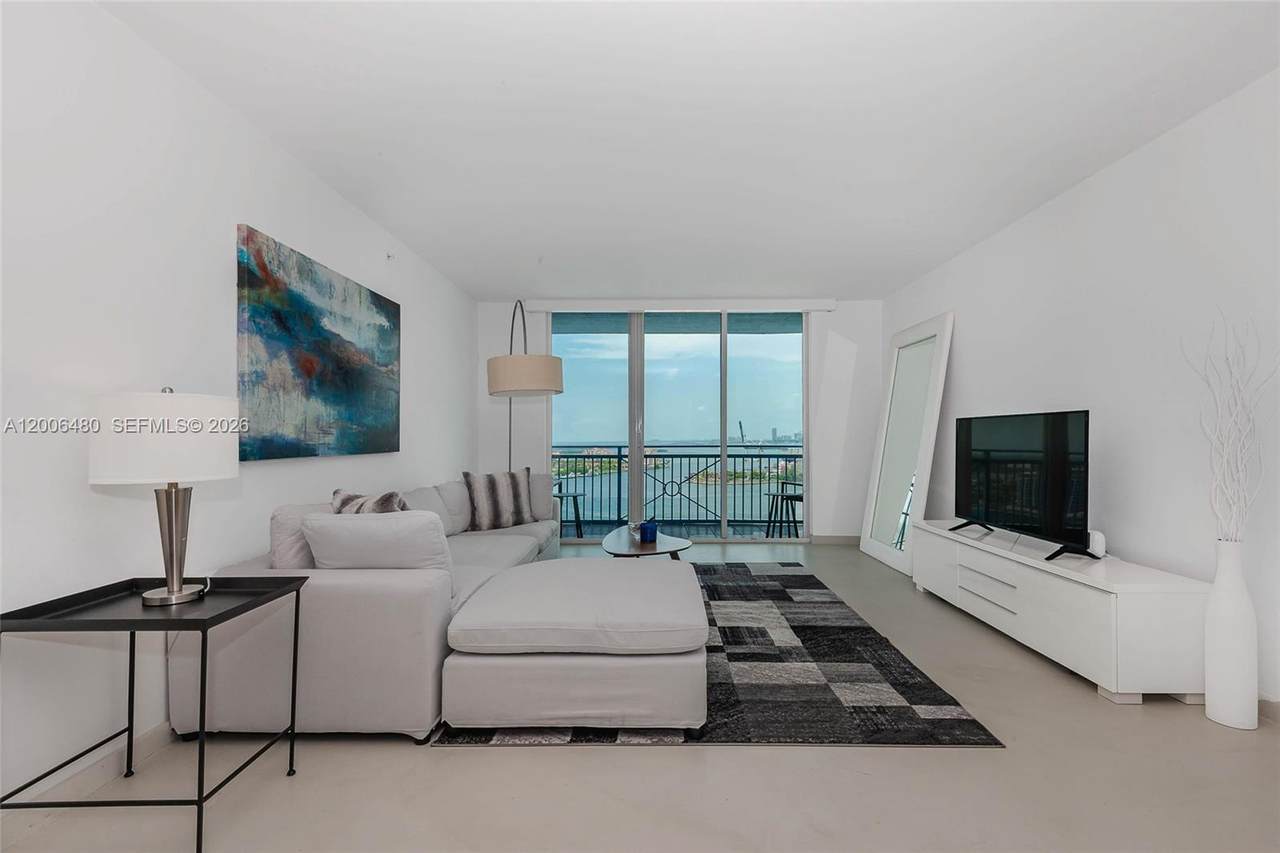 https://bt-photos.global.ssl.fastly.net/miami/1280_boomver_3_A12006480-2.jpg