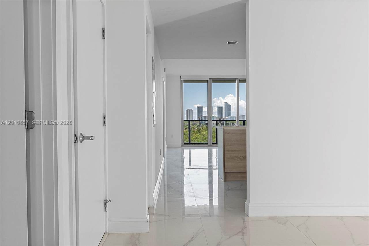 https://bt-photos.global.ssl.fastly.net/miami/1280_boomver_2_A12010657-2.jpg