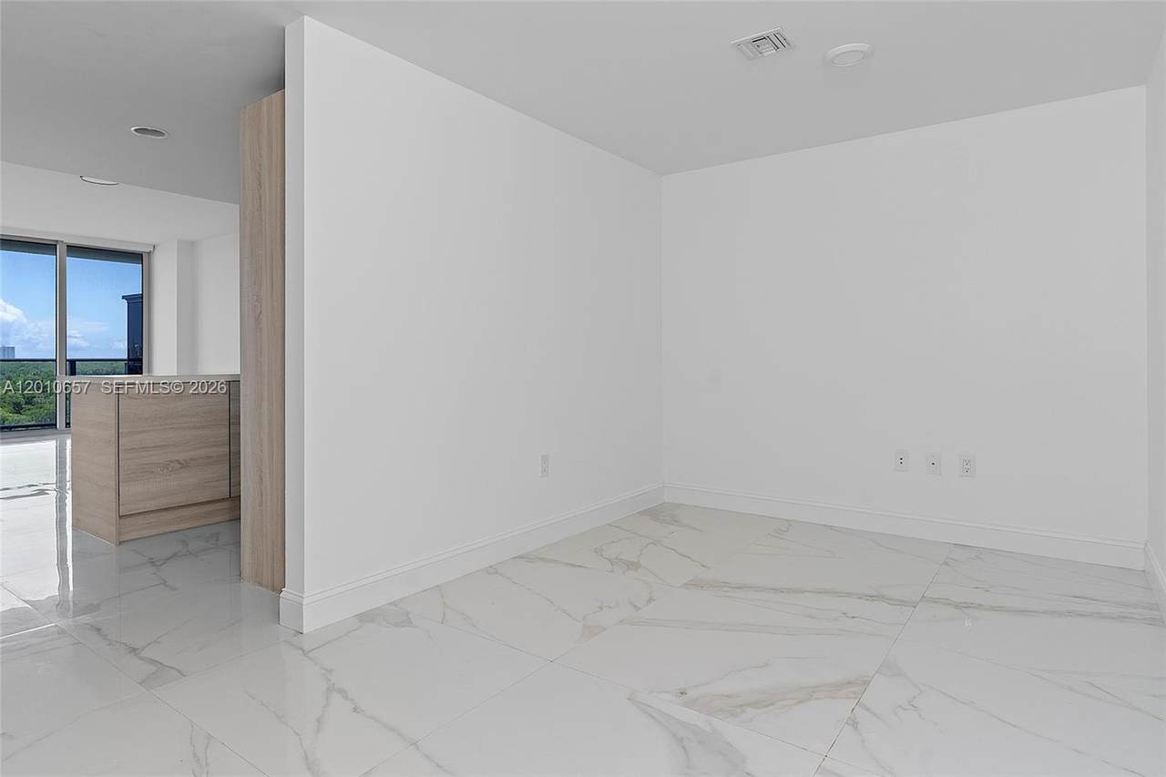 https://bt-photos.global.ssl.fastly.net/miami/1280_boomver_2_A12010657-2.jpg