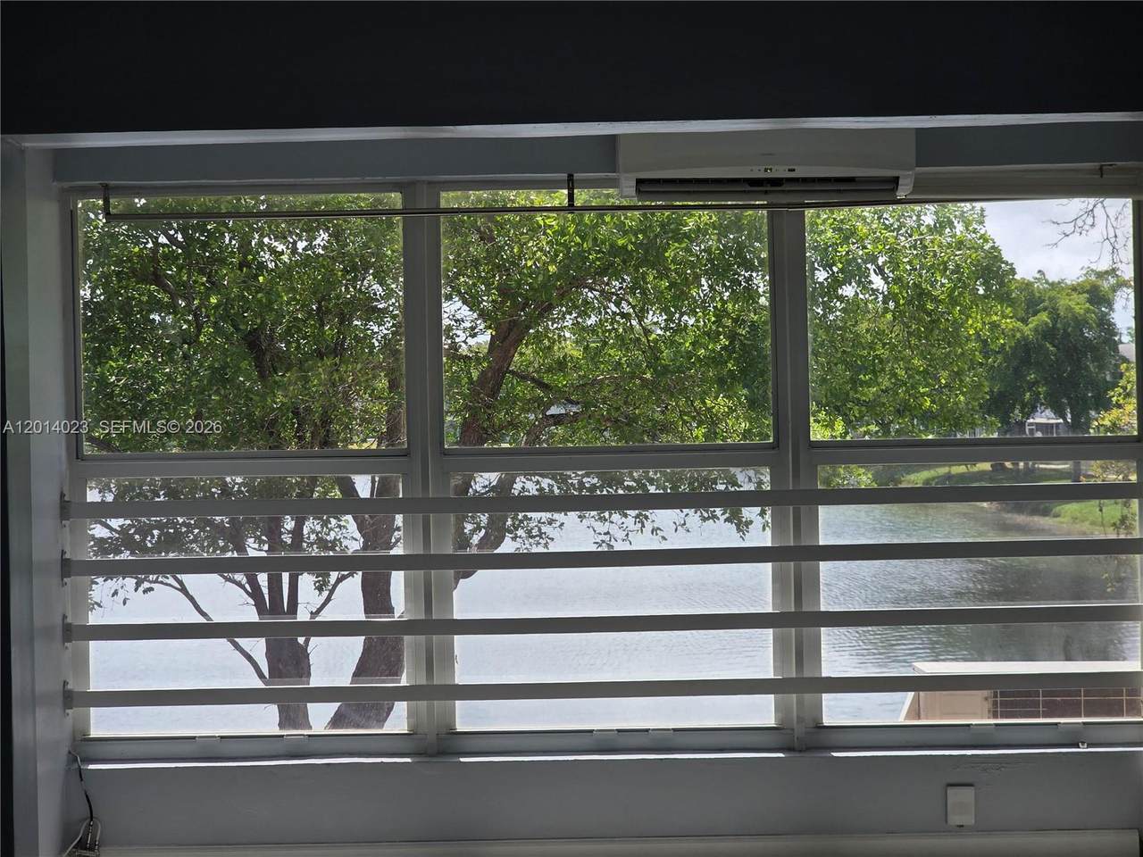 https://bt-photos.global.ssl.fastly.net/miami/1280_boomver_3_A12014023-2.jpg