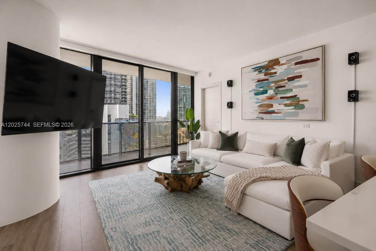 801 Miami Ave - Photo 1