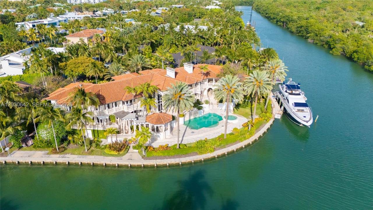 https://bt-photos.global.ssl.fastly.net/miami/1280_boomver_3_A12030642-2.jpg