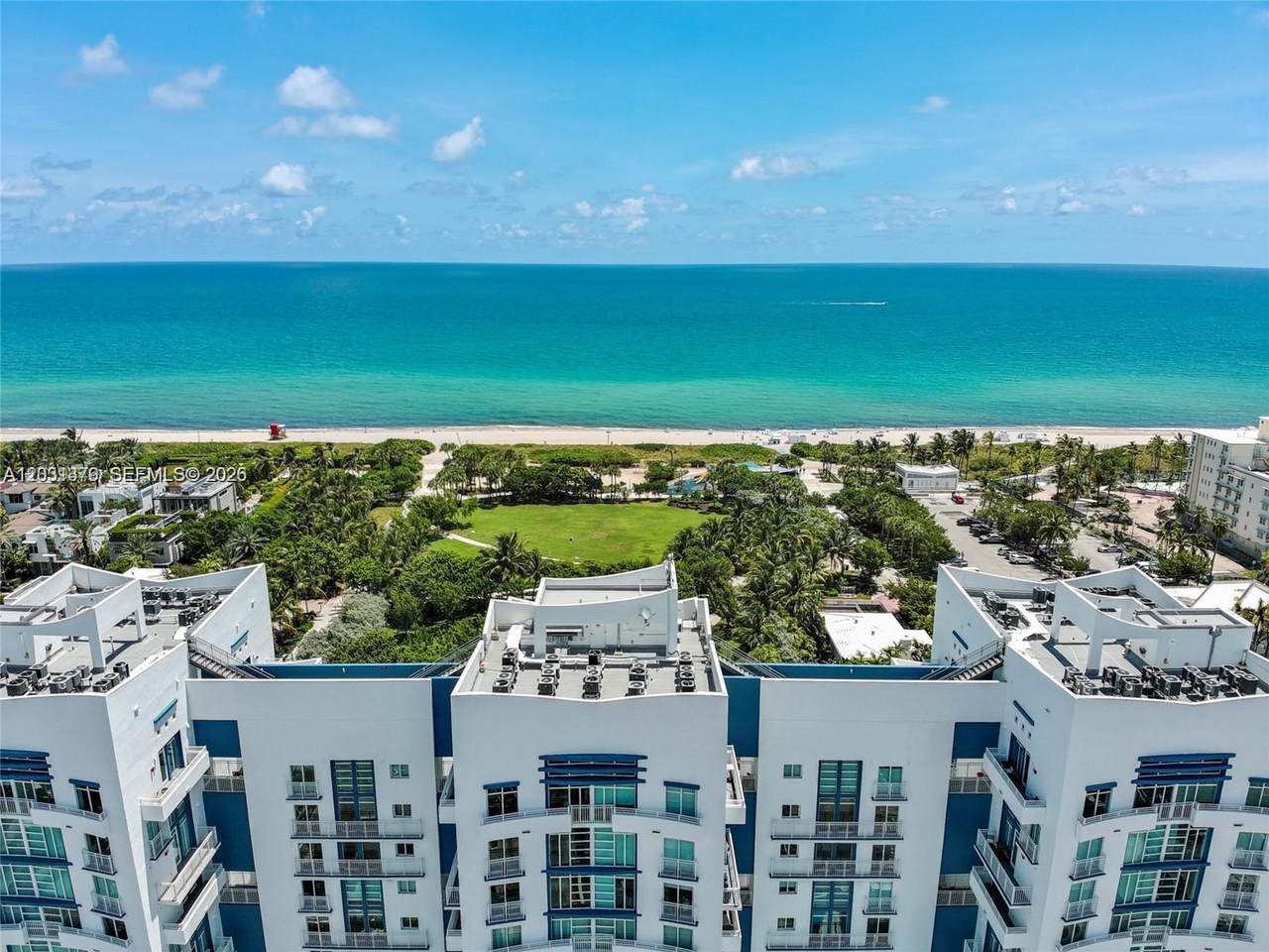 7600 Collins Ave - Photo 1