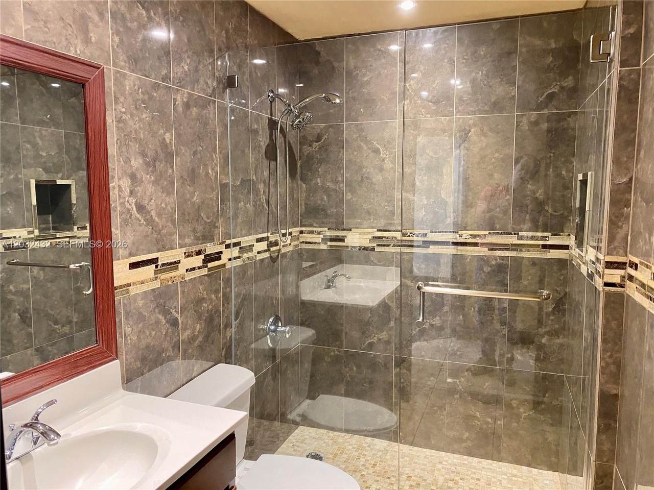 8800 107th Ct - Photo 1