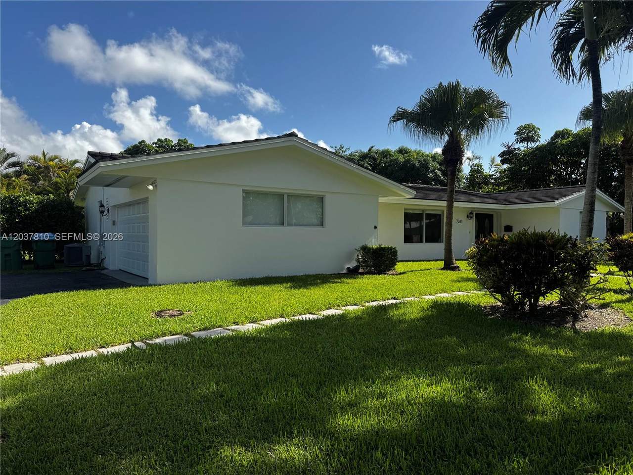 https://bt-photos.global.ssl.fastly.net/miami/1280_boomver_3_A12037810-2.jpg