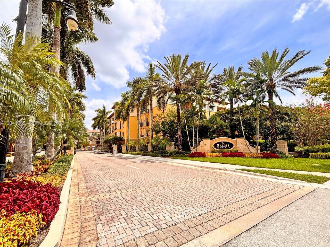 https://bt-photos.global.ssl.fastly.net/miami/1280_boomver_3_A12041662-2.jpg