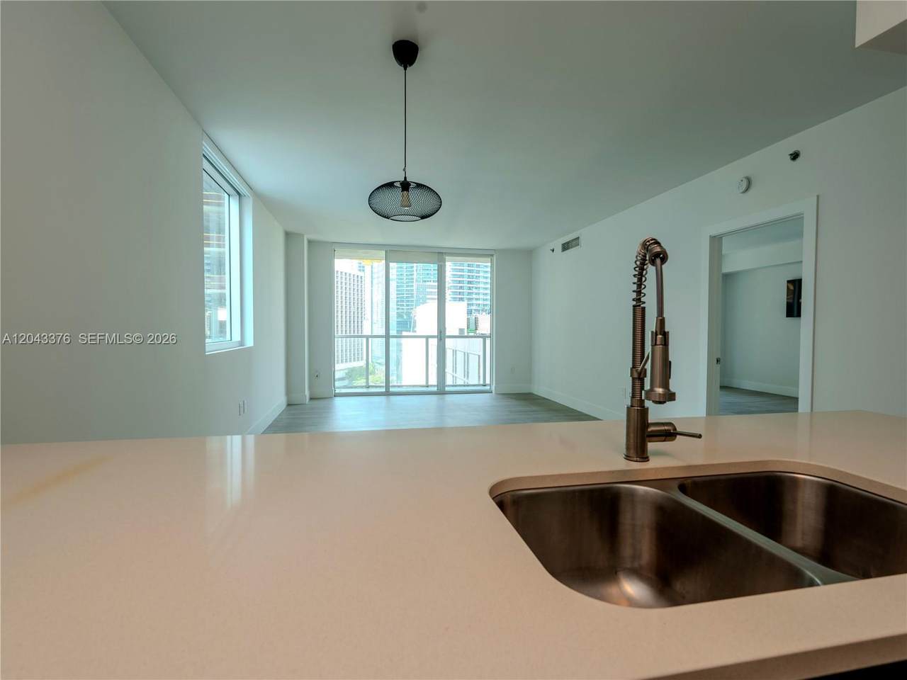 https://bt-photos.global.ssl.fastly.net/miami/1280_boomver_3_A12043376-2.jpg