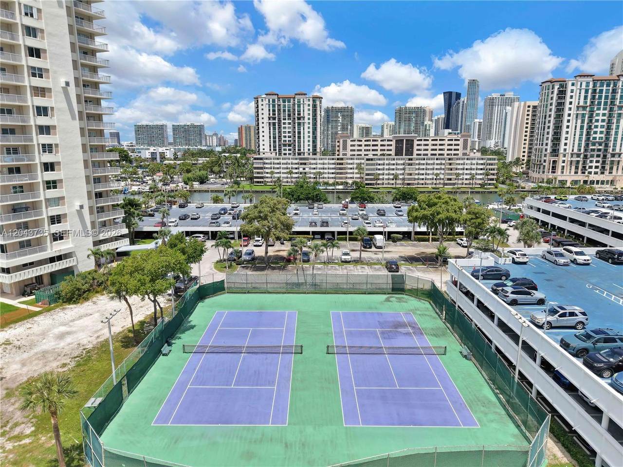 https://bt-photos.global.ssl.fastly.net/miami/1280_boomver_3_A12043735-2.jpg