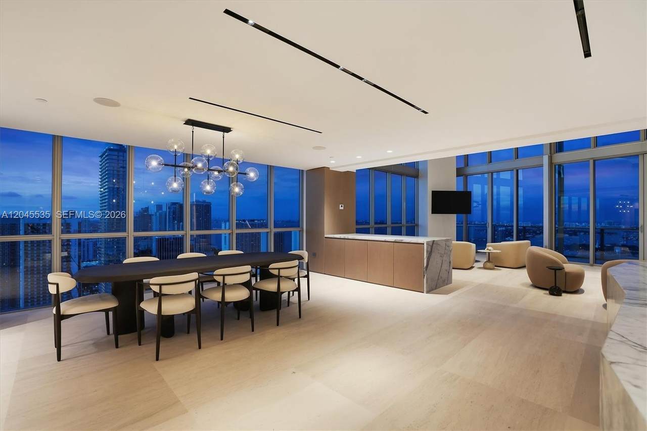 1100 Biscayne Blvd - Photo 1