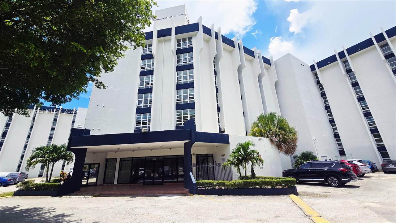 9682 Fontainebleau Blvd - Photo 1