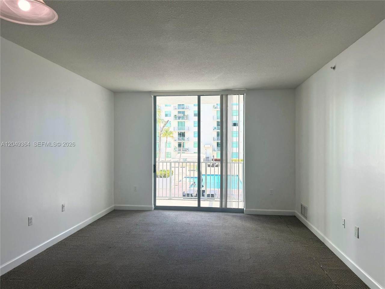 https://bt-photos.global.ssl.fastly.net/miami/1280_boomver_3_A12049364-2.jpg
