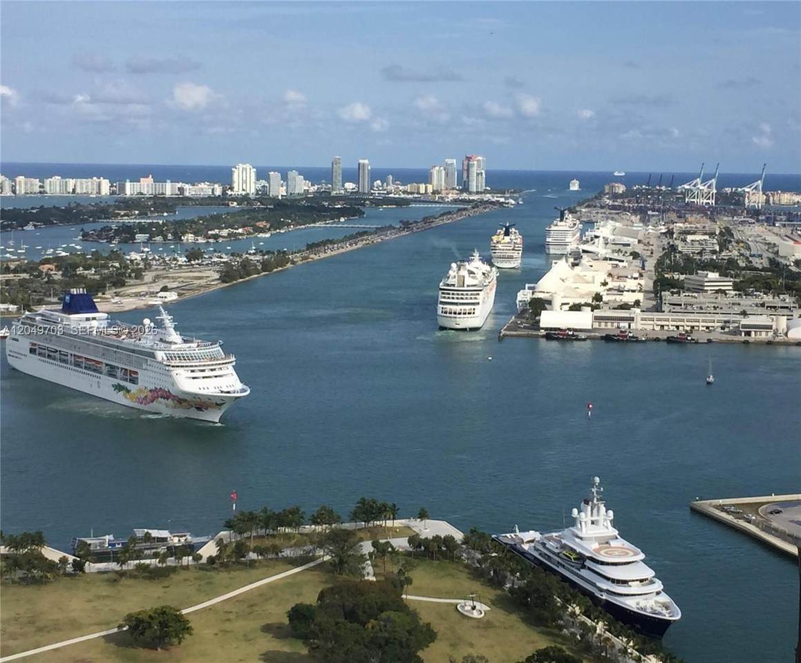 https://bt-photos.global.ssl.fastly.net/miami/1280_boomver_3_A12049703-2.jpg