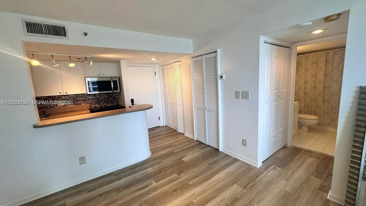 https://bt-photos.global.ssl.fastly.net/miami/1280_boomver_2_A12050450-2.jpg