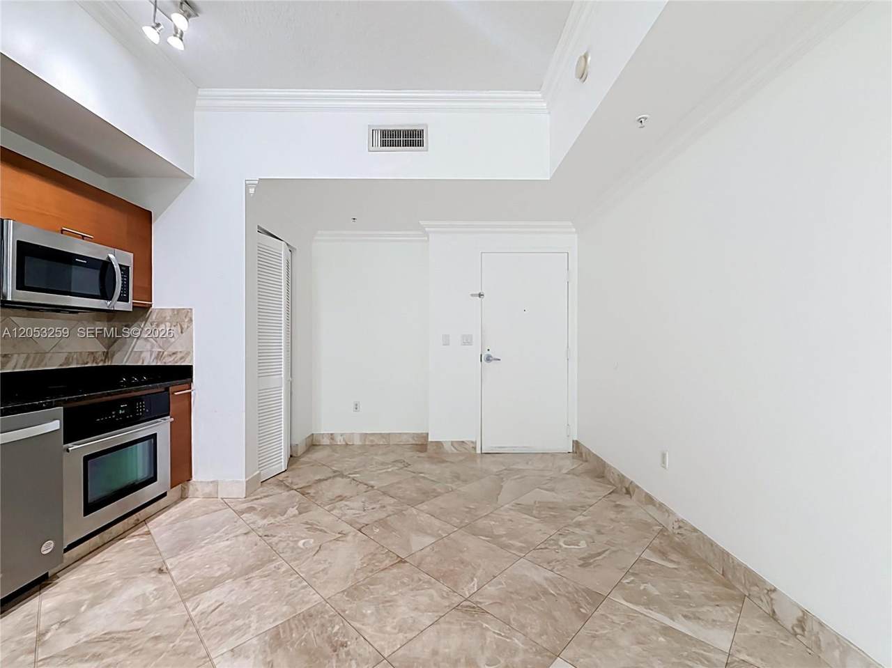 https://bt-photos.global.ssl.fastly.net/miami/1280_boomver_3_A12053259-2.jpg