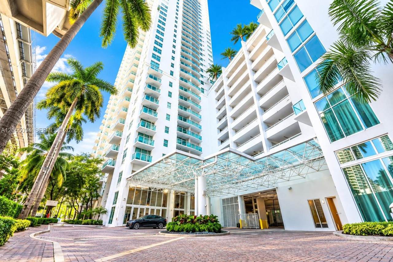 https://bt-photos.global.ssl.fastly.net/miami/1280_boomver_3_A12055094-2.jpg
